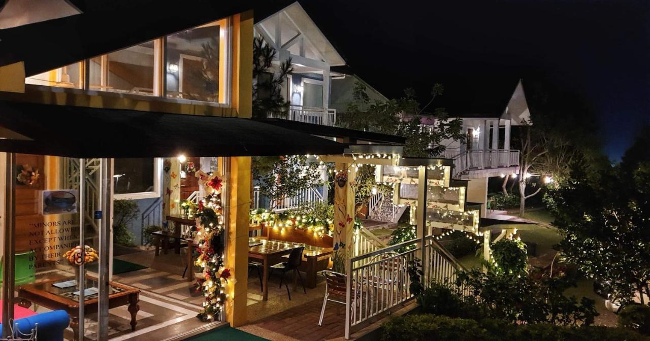 The Carmelence Lodge Tagaytay City Dış mekan fotoğraf
