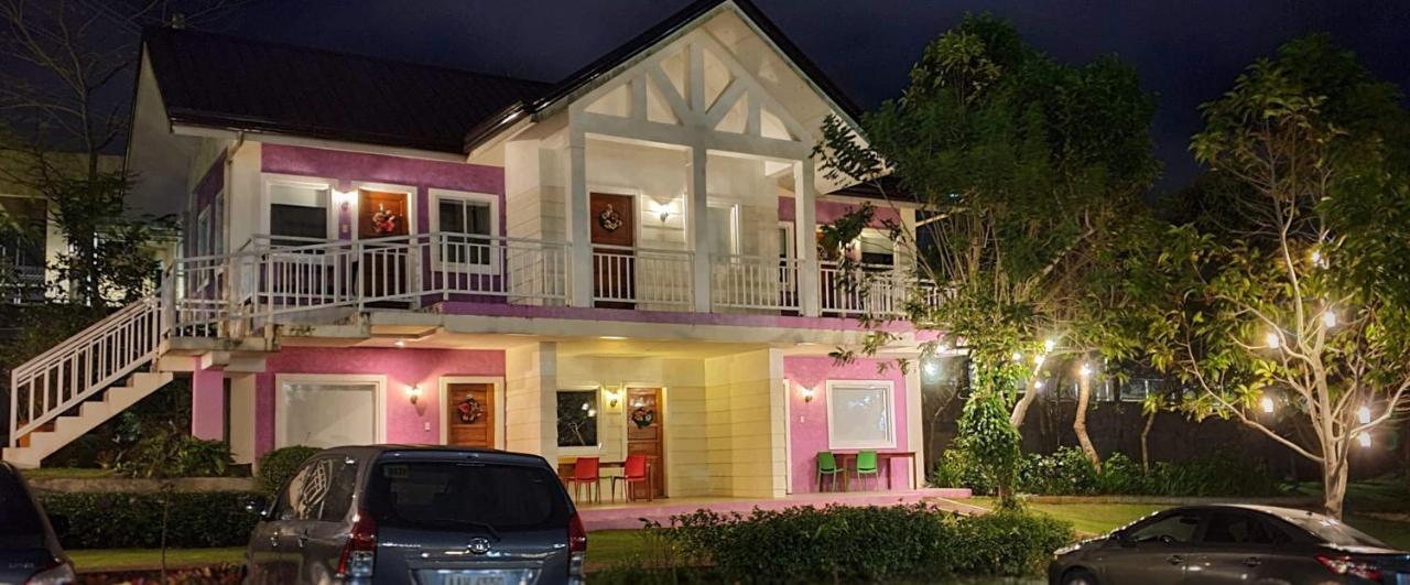 The Carmelence Lodge Tagaytay City Dış mekan fotoğraf