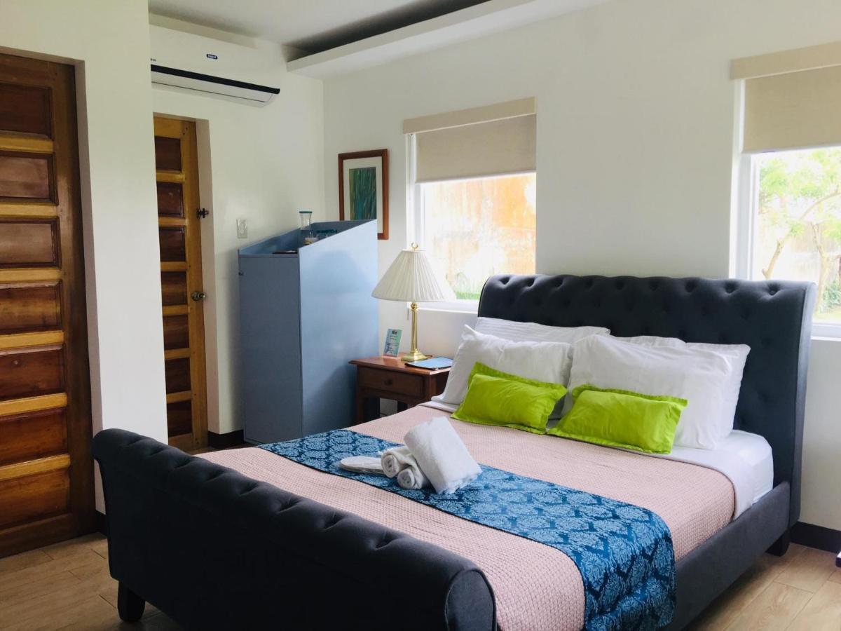 The Carmelence Lodge Tagaytay City Dış mekan fotoğraf
